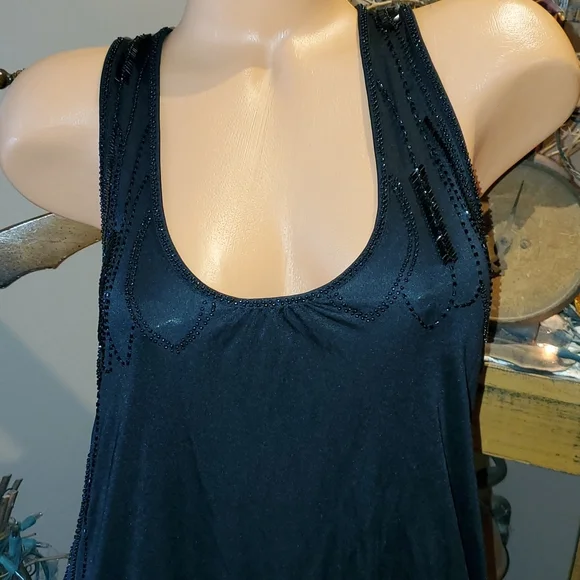 Bebe silk beaded t back fancy top XS EUC - Picture 2 of 8